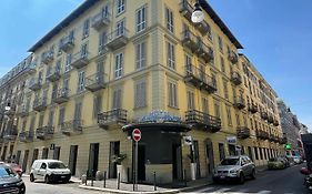 Holiday Inn Turin City Centre 4*